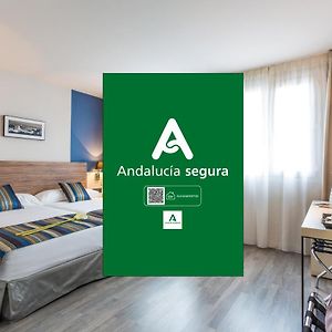 Habitación con Cama King